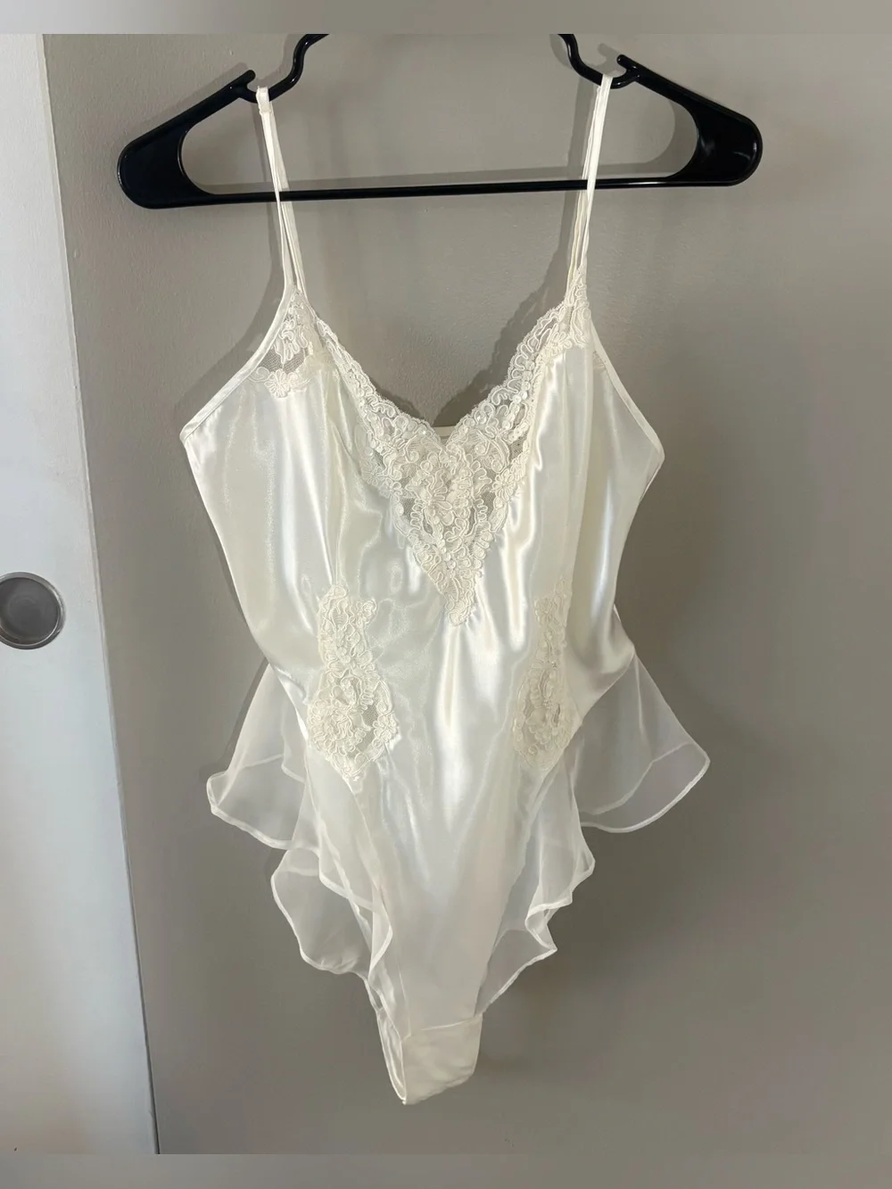 Vintage White Satin Victoria's Secret Teddy Slip Lace Size Women’s Medium